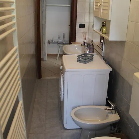 Tommy's House Bellevue Дом отдыха *